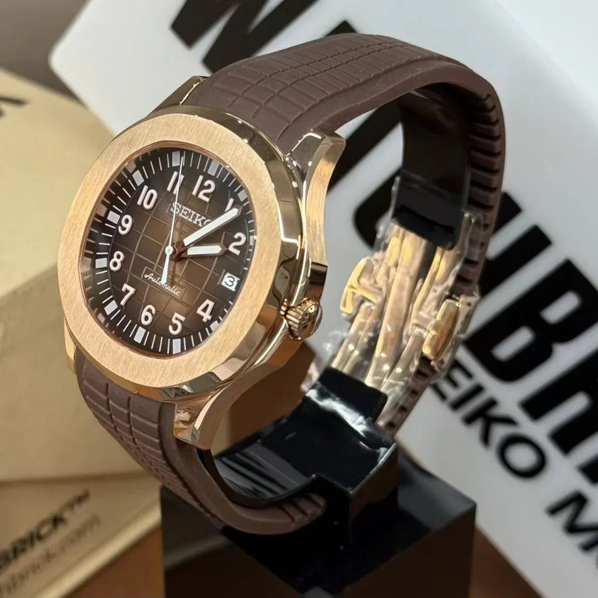 AUQAMOD | Rose Night NH35 Aquanaut - WB MOD WATCHES