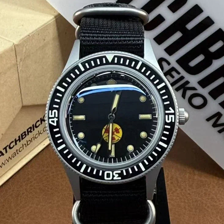 SUBMOD | Vintage No Radiation Edition - WB MOD WATCHES